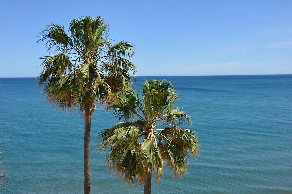 Studio Sea View Terrace トレモリノス